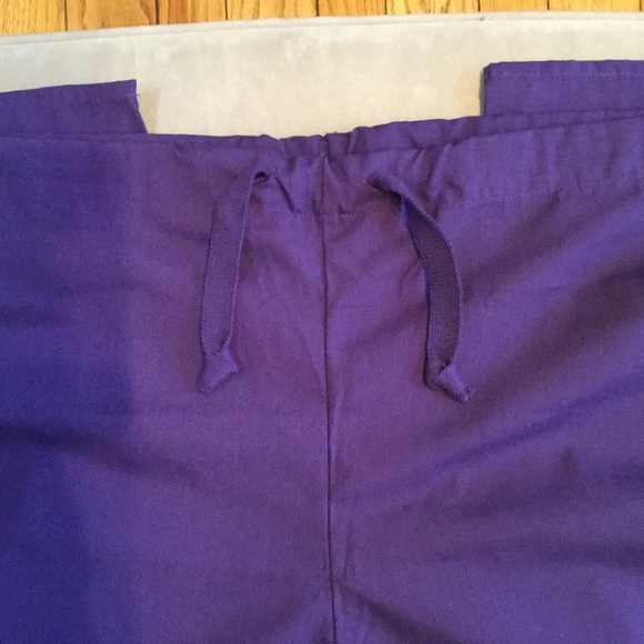 CREST SCRUB PANTS, PURPLE, SIZE XS, STYLE 114, NWT - Picture 3 of 6